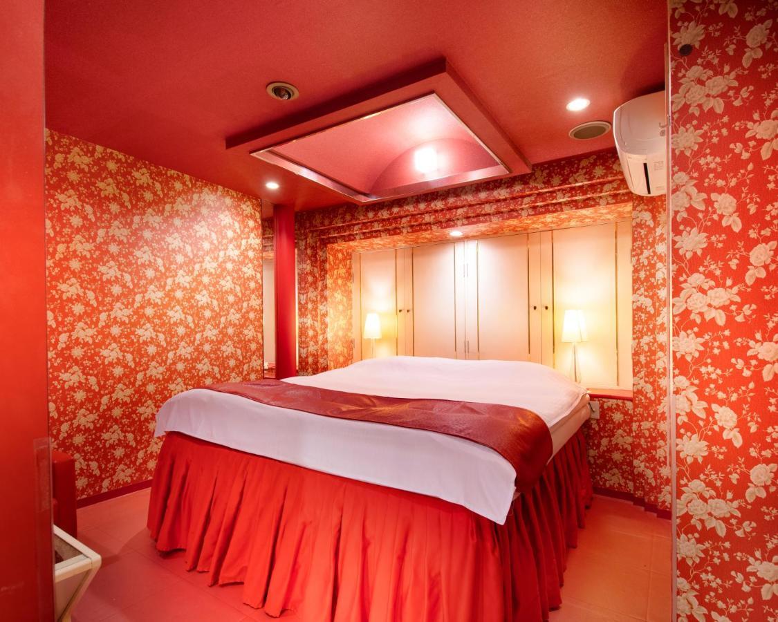 リトルチャペルクリスマス Adult Only Love hotel *